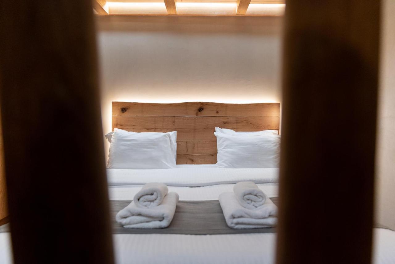 Theros By Agora Luxury Apartments In The Heart Of Heraklion 외부 사진