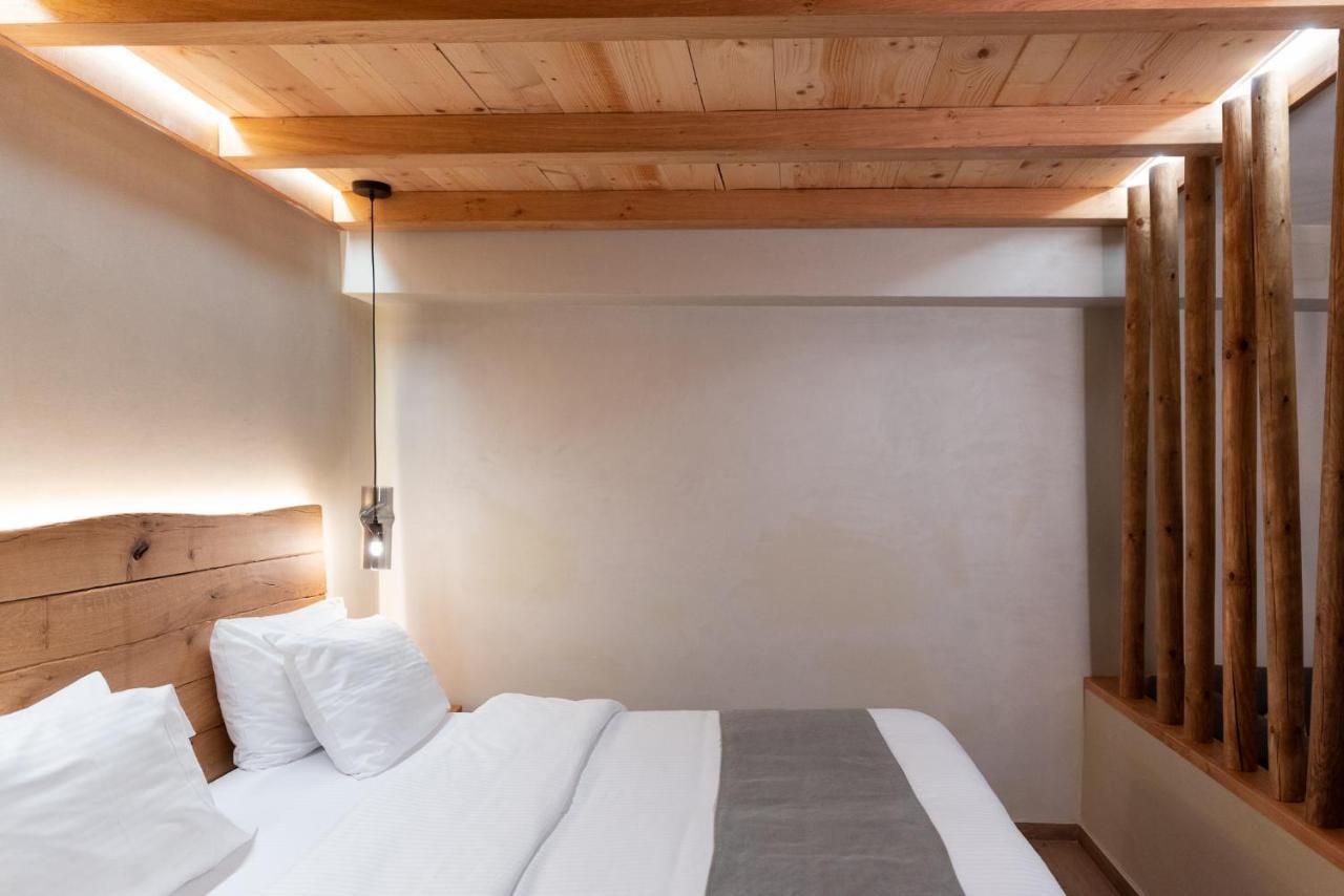 Theros By Agora Luxury Apartments In The Heart Of Heraklion 외부 사진