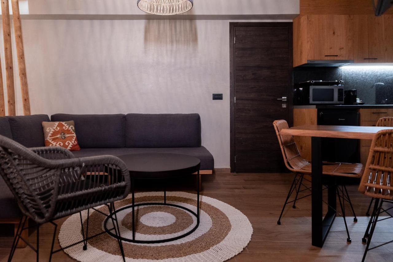 Theros By Agora Luxury Apartments In The Heart Of Heraklion 외부 사진